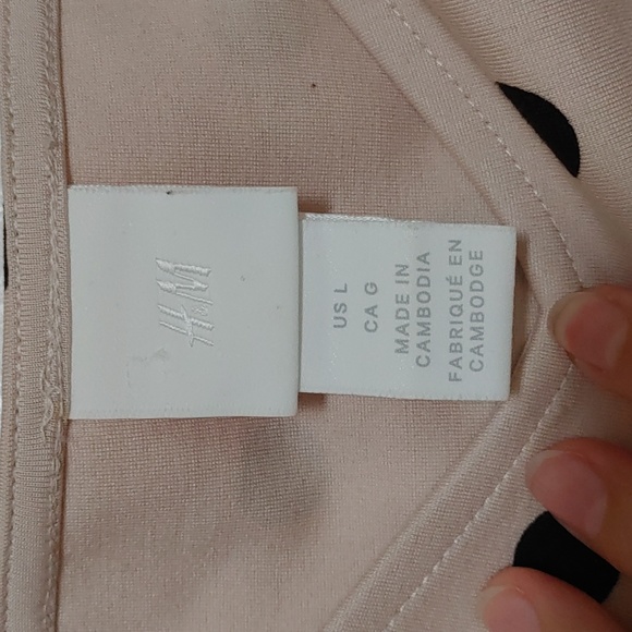 Polka dot blouse - Picture 2 of 2